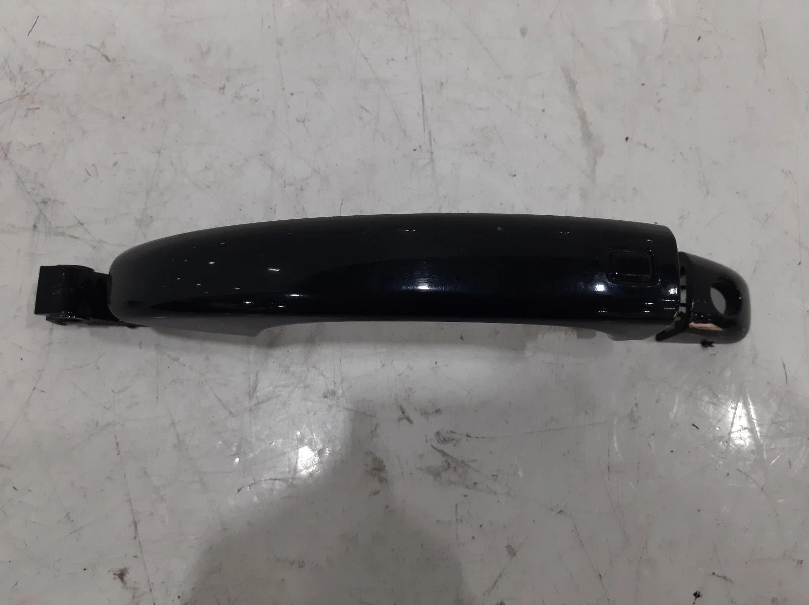 Audi A4 Front Right Outer DOOR HANDLE 
