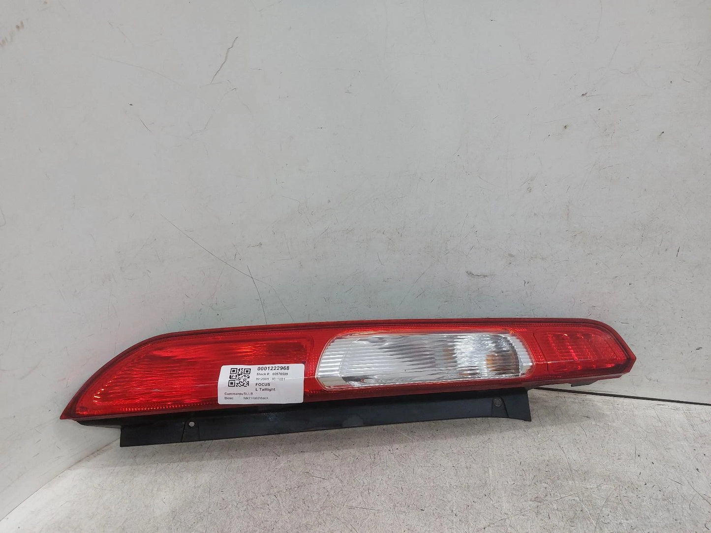 Ford Focus Mk2 N/S Passengers Left Rear Bulb Taillight Tail Light 
