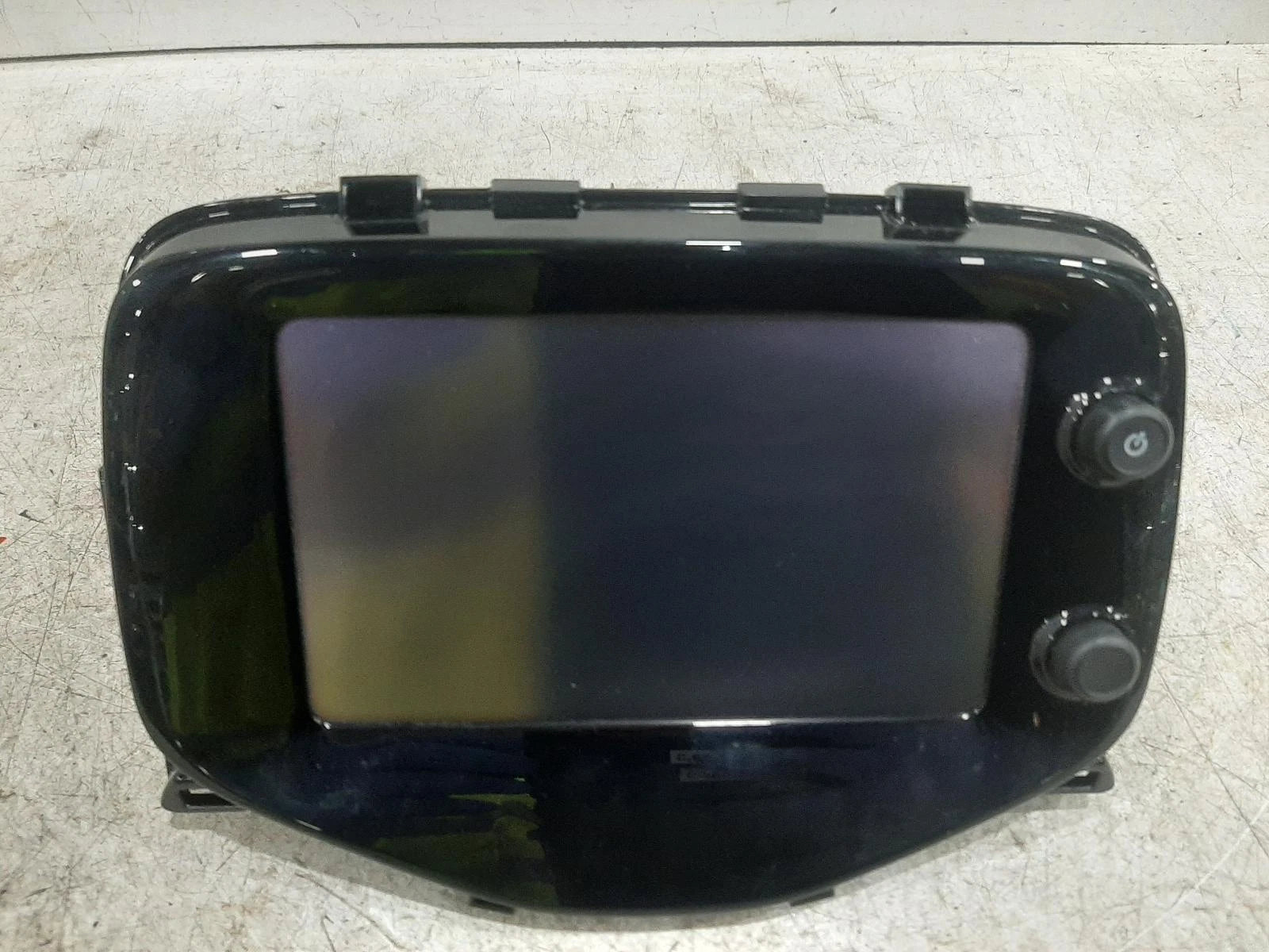 Peugeot 108 Mk1 Radio/CD/Stereo Head Unit No Code Available 