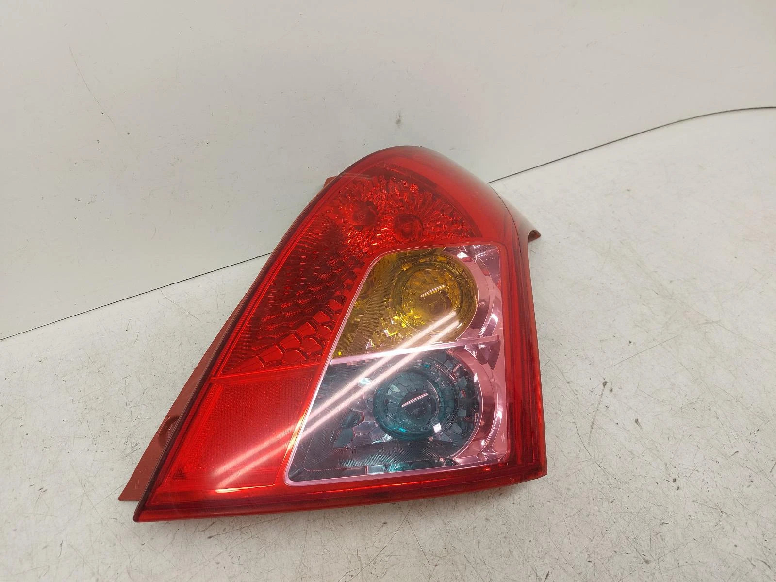 Suzuki Swift Mk2 O/S Drivers Right Rear Taillight Tail Light 