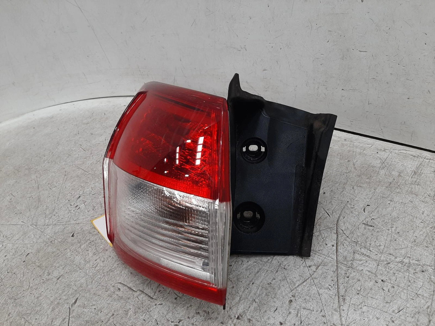 Ford Kuga Mk2 N/S Passengers Left Rear Outer Taillight Tail Light 