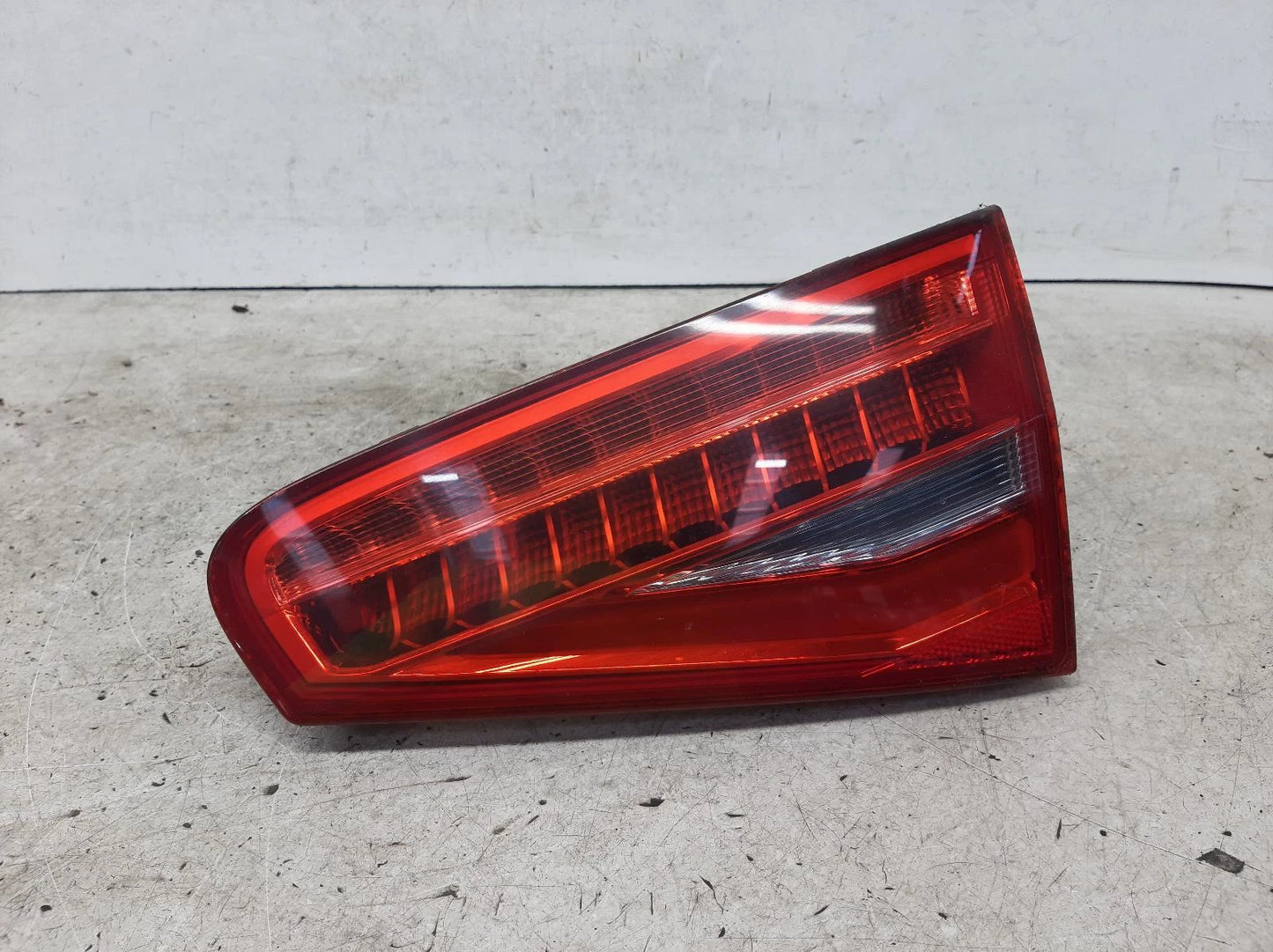 Audi A4 Mk4 (B8) O/S Drivers Right Rear Inner LED Taillight Tail Light 