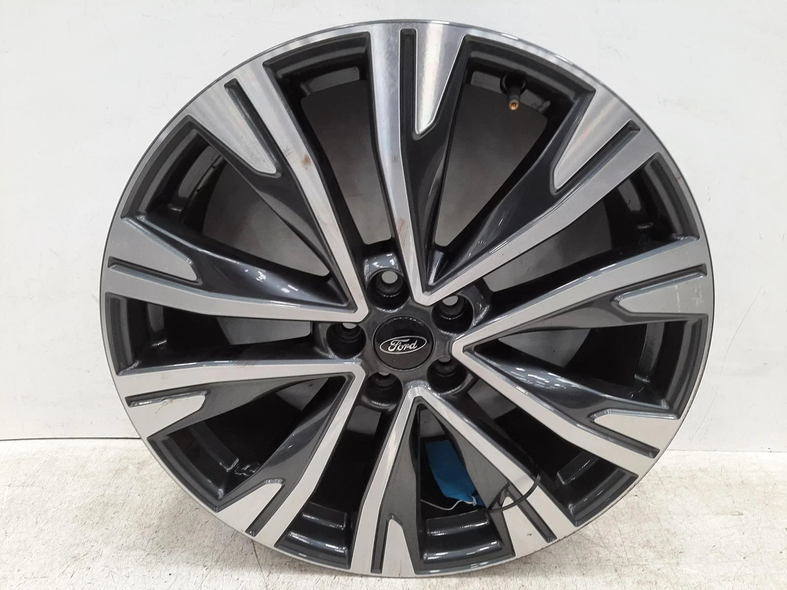 Ford Kuga Mk3 8Jx20 ET55 WHEEL 