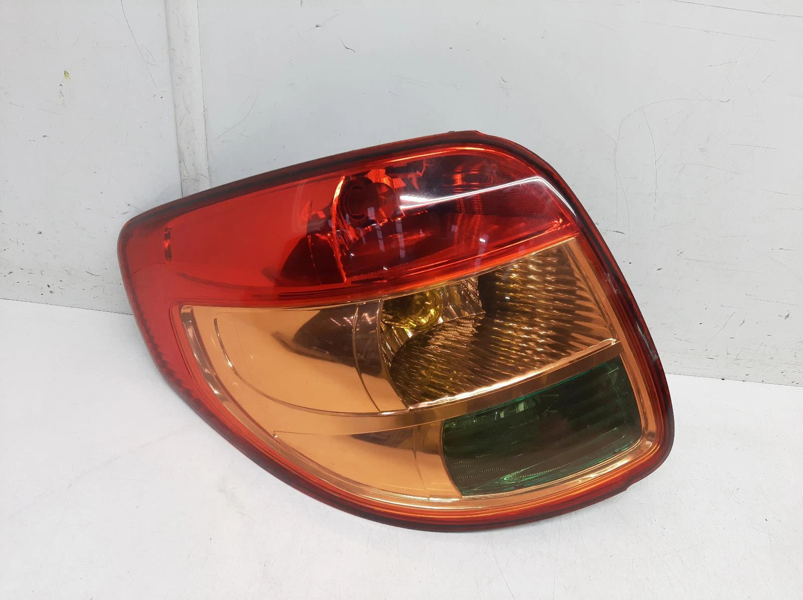 Suzuki Sx4 Mk1 N/S Passengers Left Rear Taillight Tail Light 