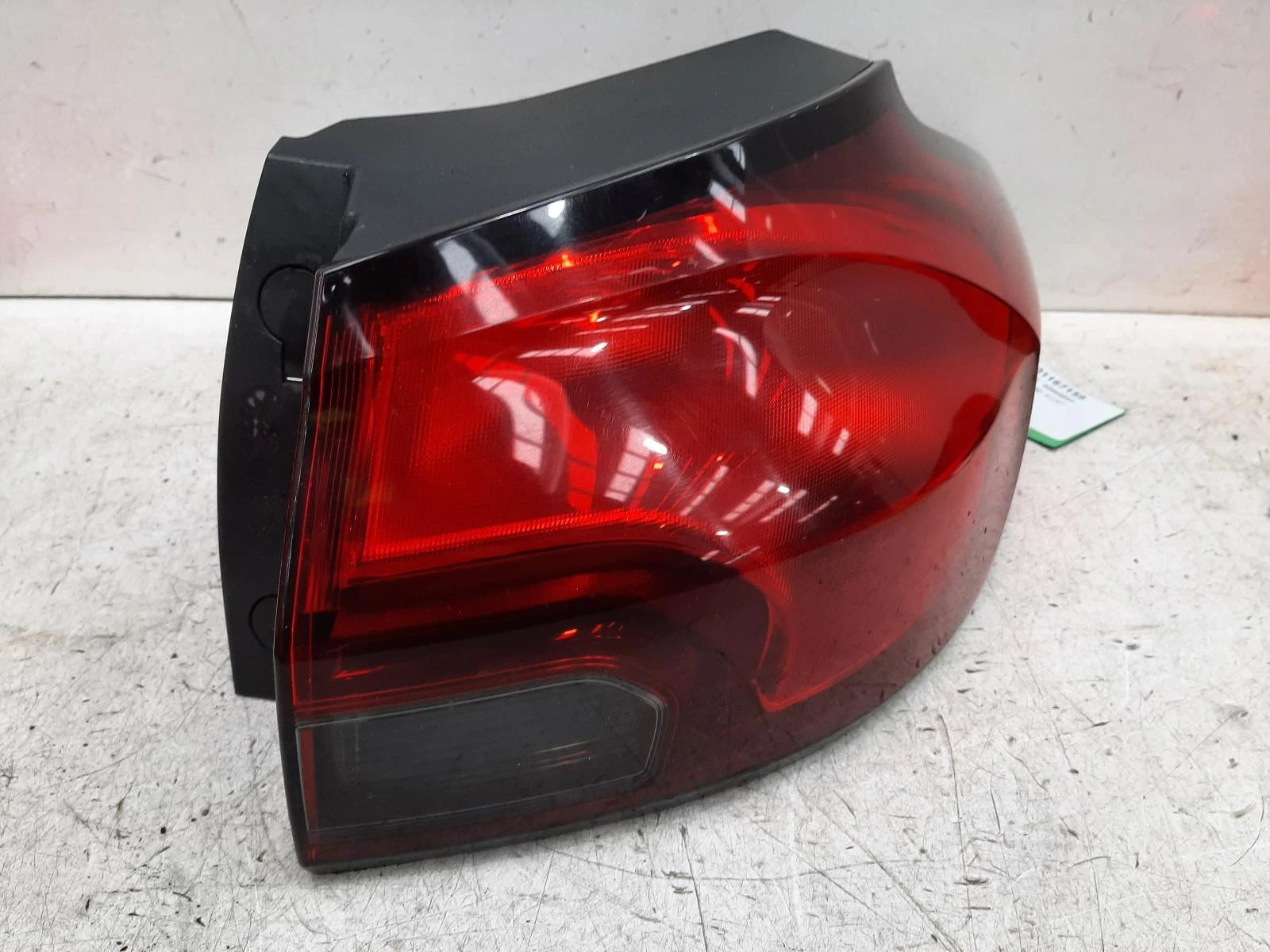 Opel Zafira C Drivers Right Rear Outer Bulb Taillight Tail Light 