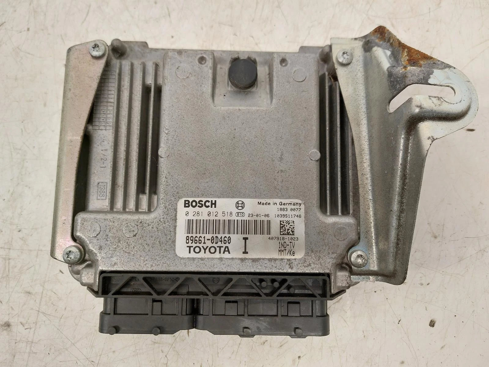 Toyota Yaris Mk2 1ND-TV ECU Engine Control Unit 