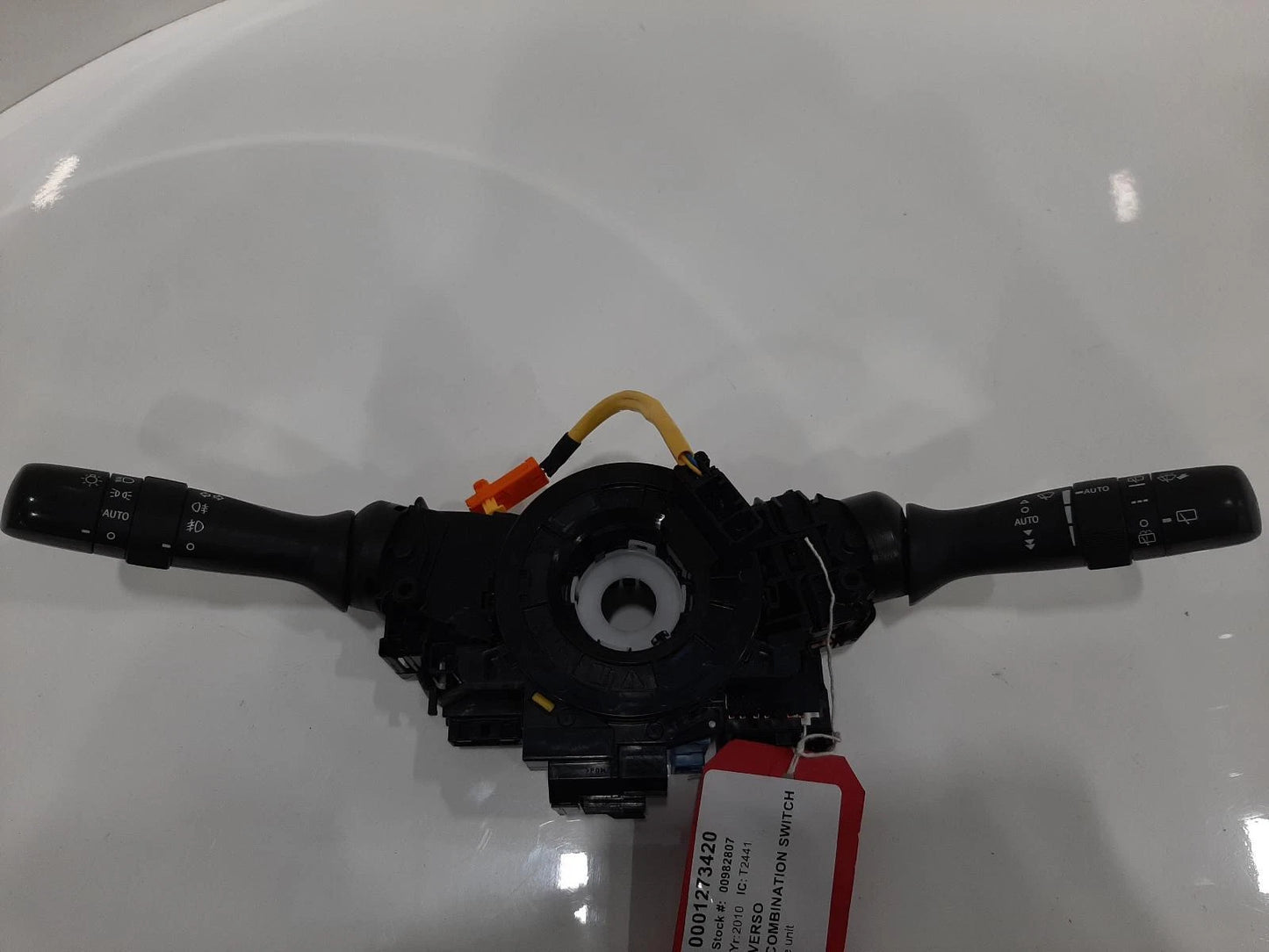 Toyota Verso Mk2 COMBINATION SWITCH Indicator Lights Wiper Stalks 173832 