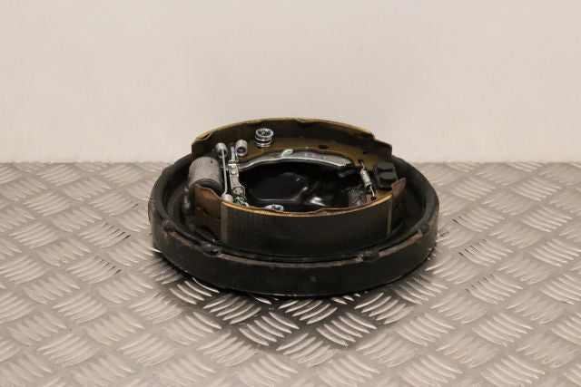 Nissan Note Brake Plate with Shoes and Cylinder Rear Left 