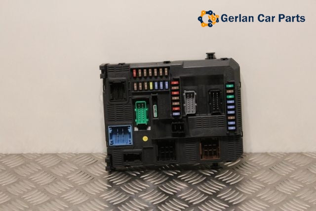 Peugeot 208 Body Control Module BCM 