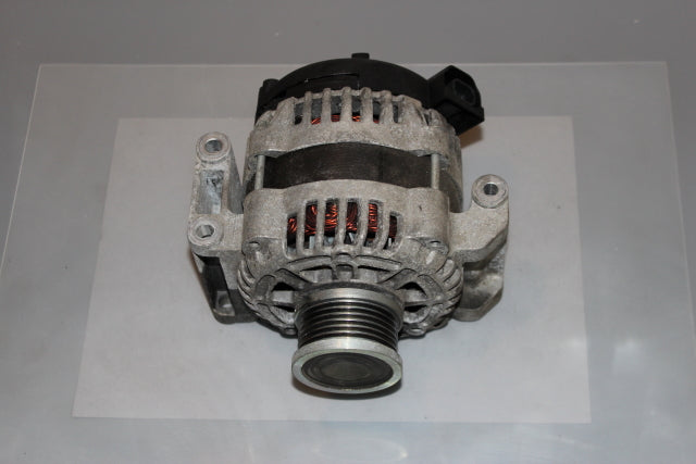 Opel Astra Alternator (2010)