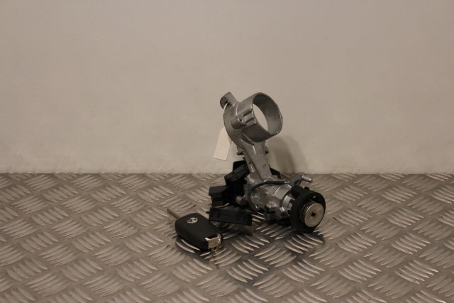 Opel Astra Ignition Switch with Key (2010)