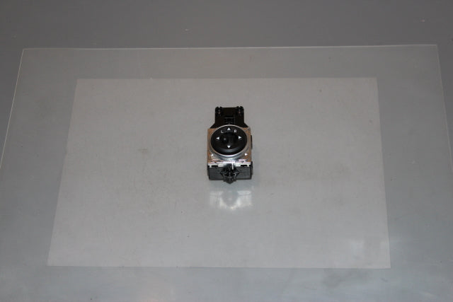 Hyundai i30 Door Mirror Control Switch (2013)