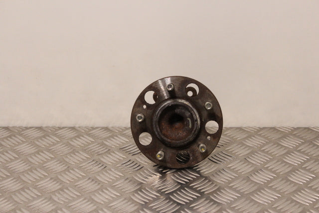 Hyundai i30 Hub with Bearing Rear Drivers Side 