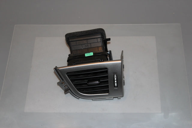 Hyundai i30 Dashboard Airvent Drivers Side (2013)
