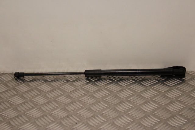 Toyota Auris Tailgate Strut Drivers Side (2007)