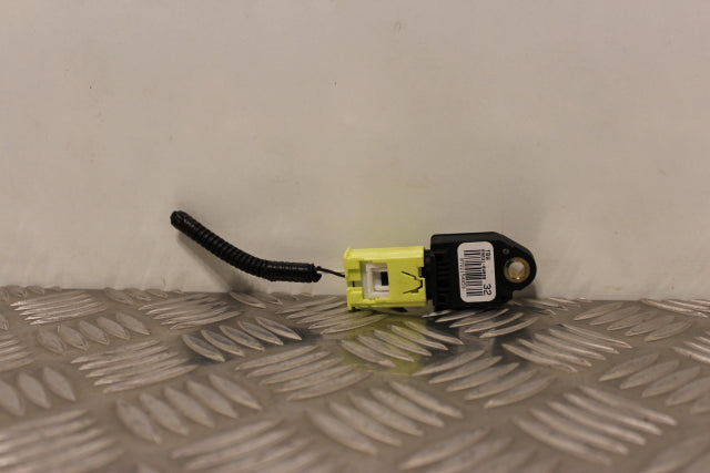 Toyota Auris Airbag Sensor Rear Drivers Side (2013)