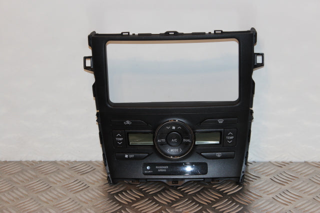 Toyota Auris Heater Control Switch (2013)