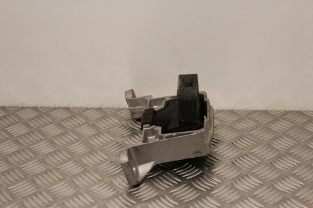 Toyota Auris Engine Mounting Drivers Side (2013)