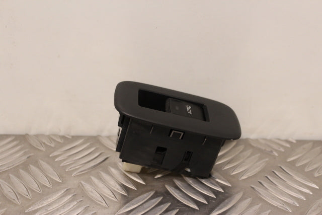 Toyota Auris Window Switch Rear Passengers Side (2012)