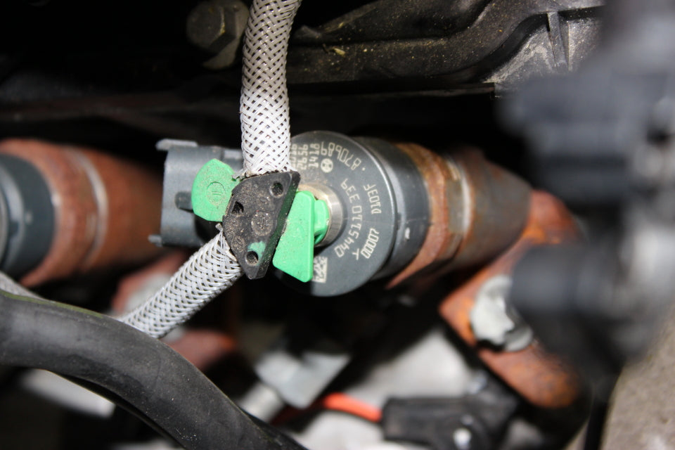 Peugeot 208 Fuel Injector (2014)