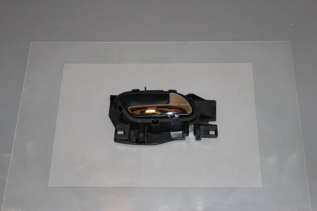 Peugeot 3008 Door Handle Inner Front Drivers (2014)