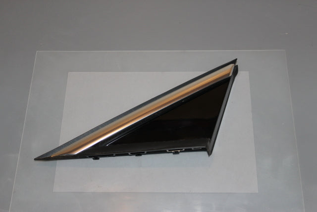 Peugeot 3008 Wing Trim Passengers Side (2014)