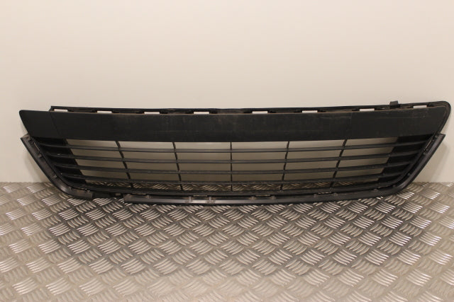 Toyota Yaris Bumper Grill Lower 
