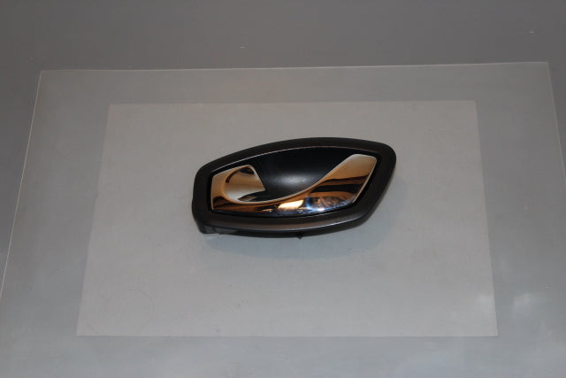 Renault Megane Door Handle Inner Front Passengers Side (2014)