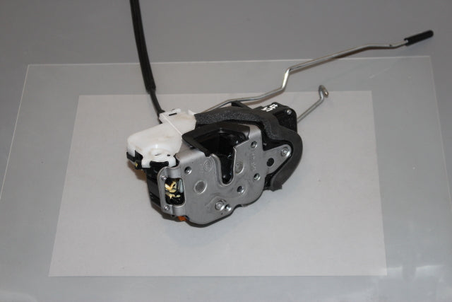 Opel Insignia Door Lock Barrel with Key Front Drivers Side (2015)