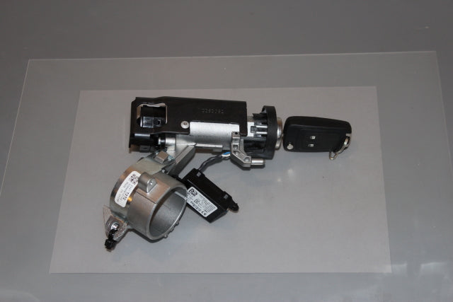 Opel Insignia Ignition Switch with Key 