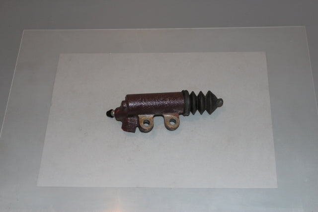Toyota Avensis Clutch Slave Cylinder (2015)