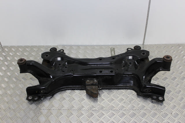 Toyota Avensis Subframe Front (2015)