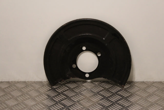 Toyota Avensis Dust Cover Rear Passengers Side 