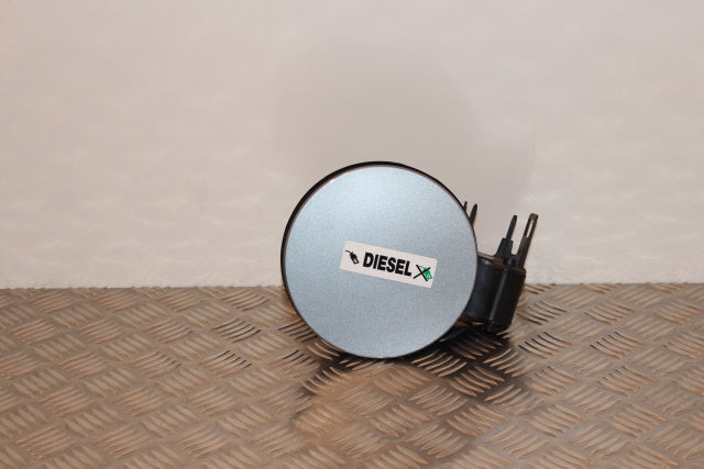 Opel Insignia Fuel Cap Cover (2015)