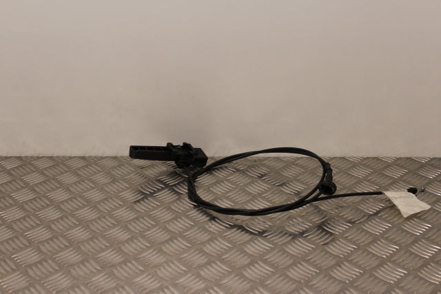 Opel Insignia Bonnet Cable (2015)