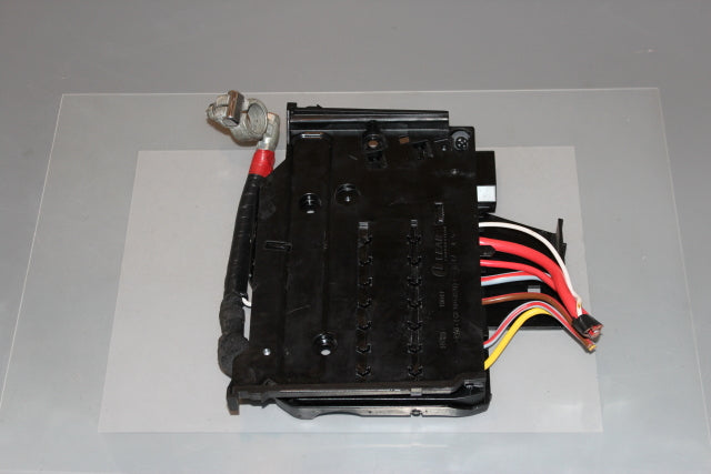 Ford Focus Battery Fuse Board 