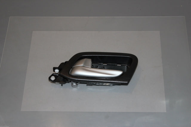 Honda Civic Door Handle Inner Front Passengers Side (2013)