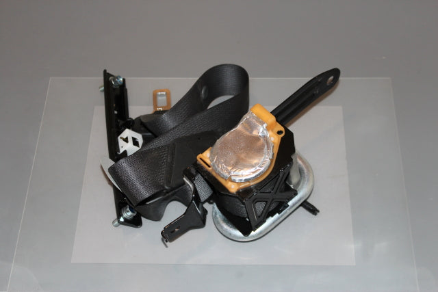 Honda Civic Seat Belt Front Passengers Side 