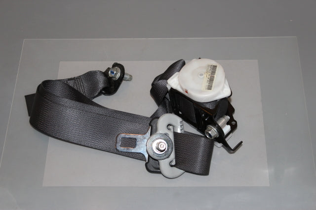 Honda Civic Seat Belt Rear Drivers Side (2013)