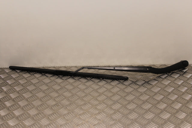 Hyundai Tucson Wiper Front Passengers Side (2016)