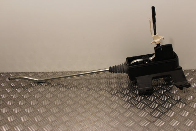 Hyundai Tucson Gear Stick (2016)