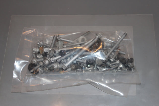 Hyundai Tucson Nuts and Bolts (2016)