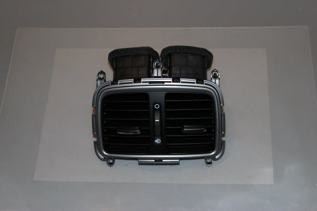 Hyundai Tucson Dashboard Airvent Center (2016)
