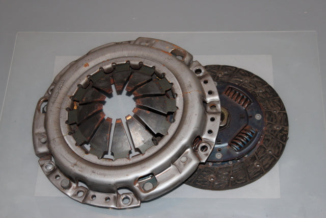Hyundai i10 Clutch Pressure Plate and Disc (2016)