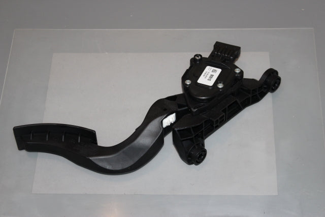 Hyundai i10 Accelerator Throttle Pedal (2016)