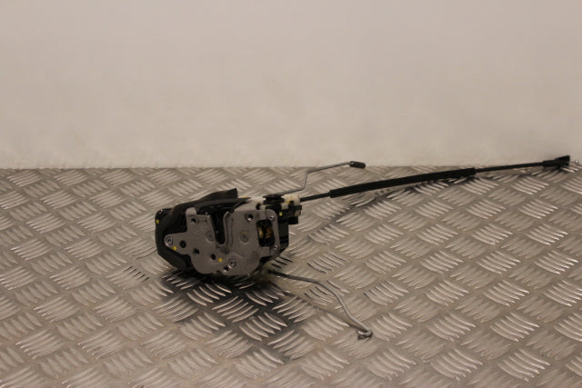 Hyundai i10 Door Lock Mechanism Rear Passengers Side (2016)