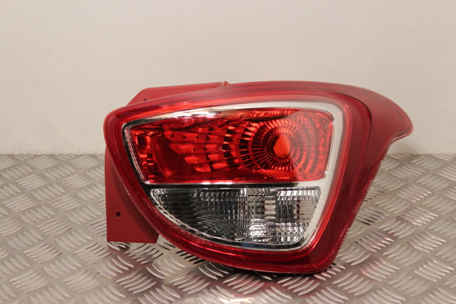 Hyundai i10 Tail Light Lamp Drivers Side (2016)