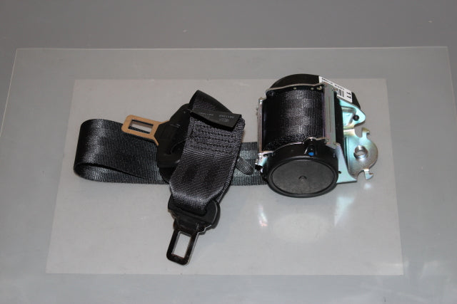 Renault Clio Seat Belt Rear Centre (2016)