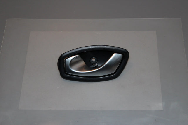 Renault Clio Door Handle Inner Front Passengers Side (2016)