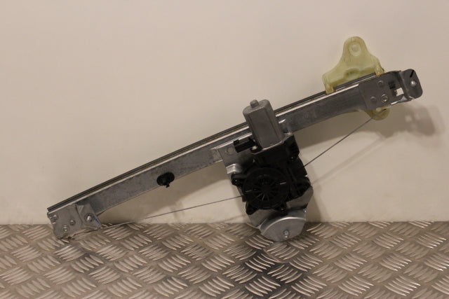 Renault Clio Window Regulator Front Passengers Side (2016)